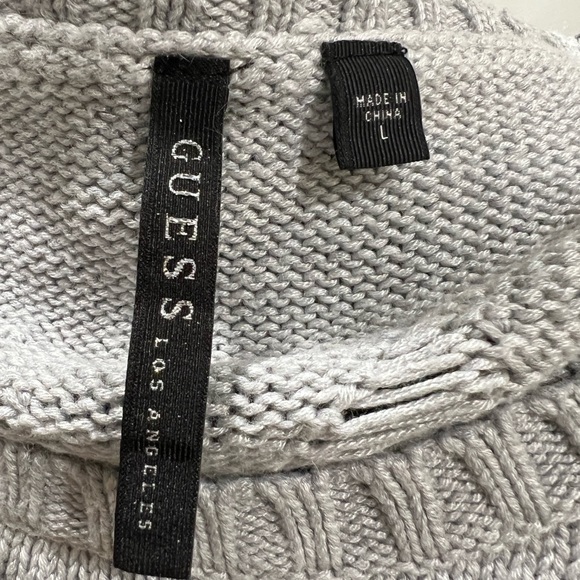 Guess Silver Grey Distressed Knit Womens Sweater Large - Picture 2 of 8